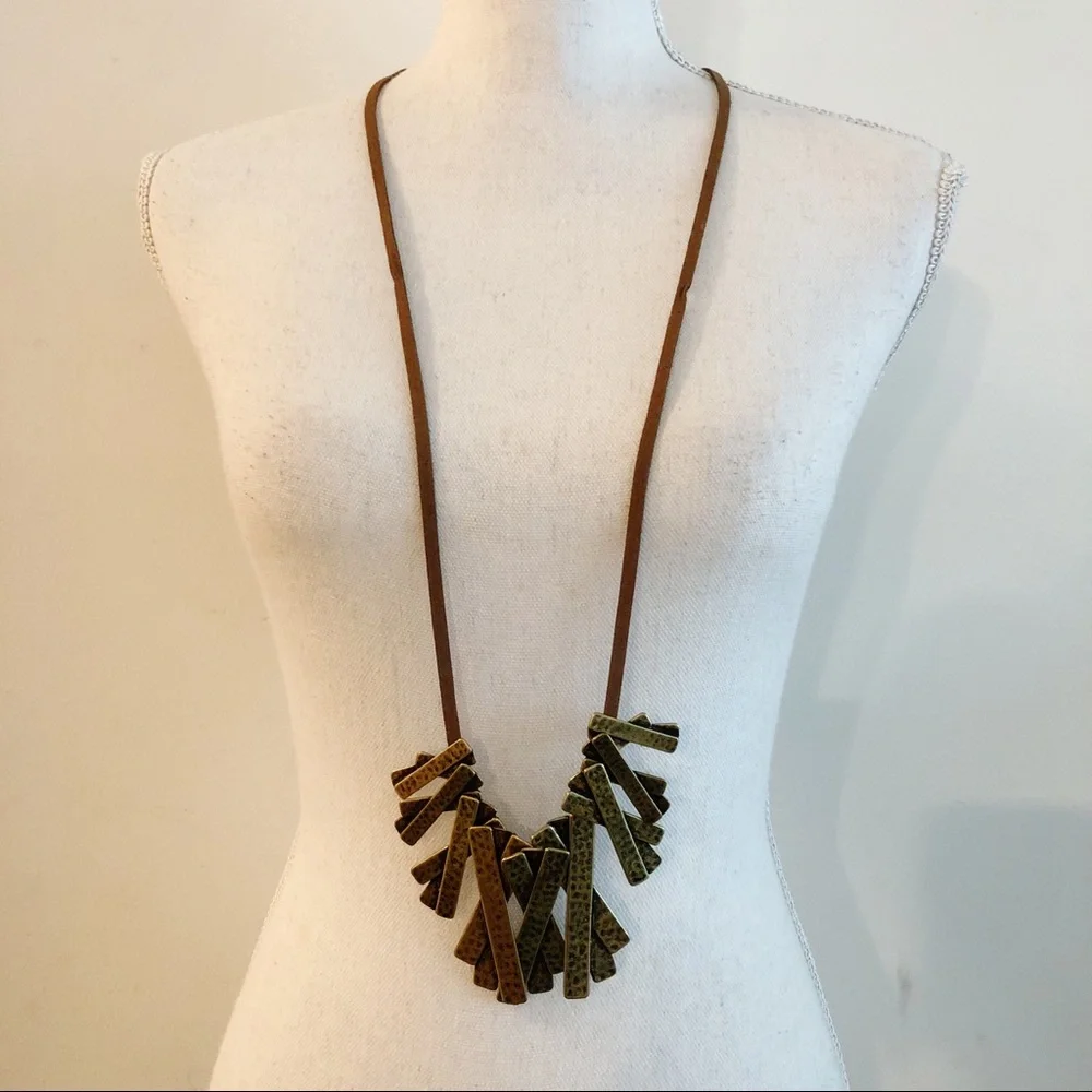 NWOT MARLYN SCHIFF Boho Antique Gold Tone Statement Necklace - Picture 3 of 14